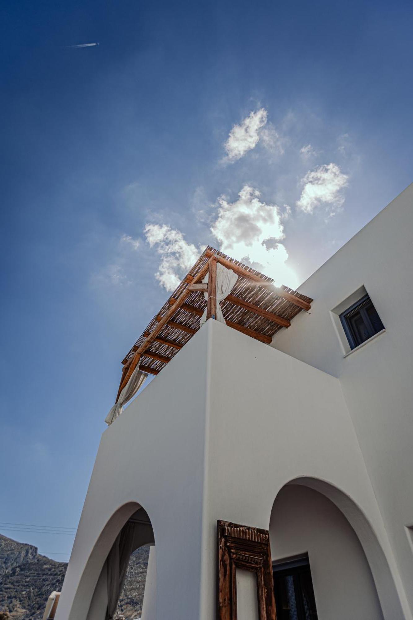 La Belle Vie - Santorini - Adults Only Apartamento Kamári Exterior foto